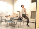 バレたらマズイ状況でこっそり吐息を漏らす 働くオンナの足腰ガクブル角オナニー